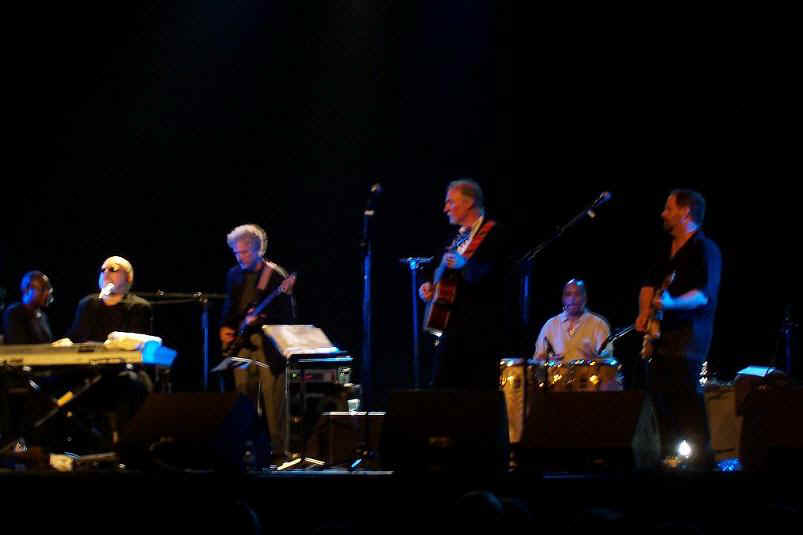 band.jpg (37067 byte)