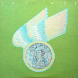 skylark72.jpg (14491 byte)